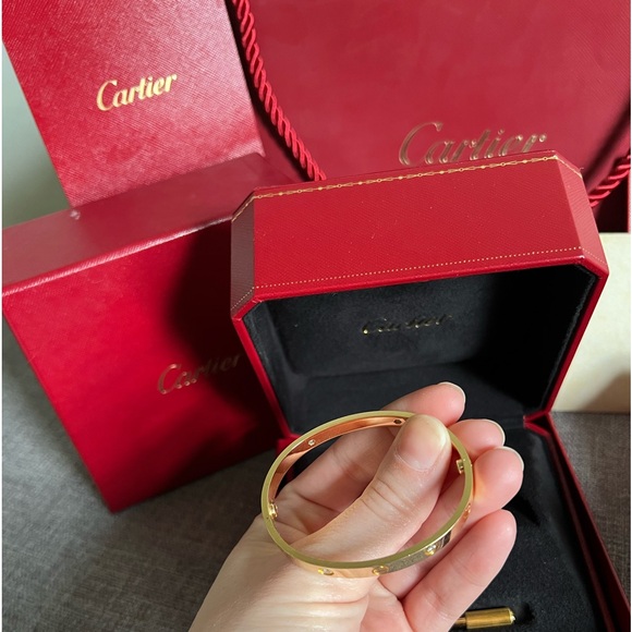 Authentic Cartier Love Lock w/ 4 diamonds - Picture 3 of 9